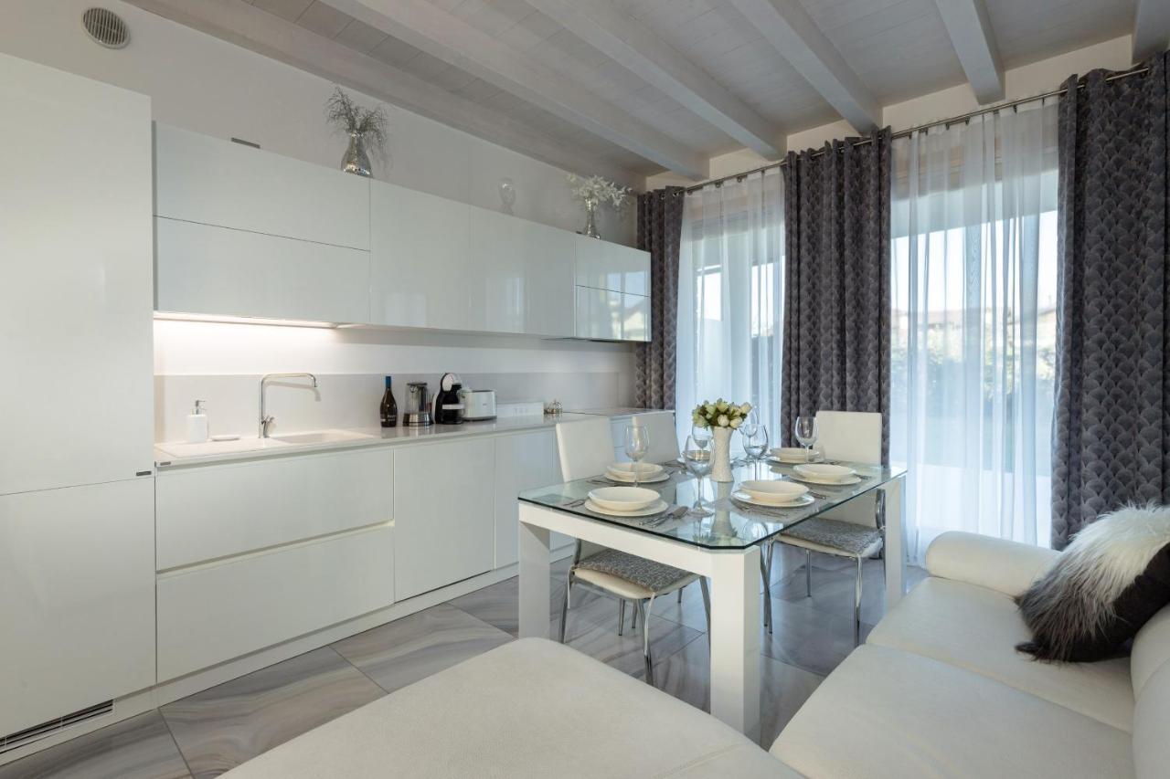 Apartment Blue Laguna Sirmione Kültér fotó